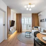 Sunset 2bdr Бухарест