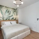 Sunset 2bdr Апартаменти *