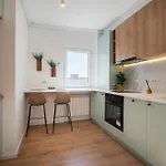 Sunset 2bdr Апартаменти Бухарест