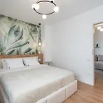 Sunset 2bdr Апартаменти *