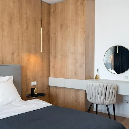 Sunset 2bdr Apartment