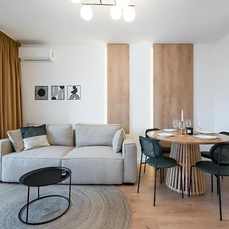 Apartment Sunset 2bdr *