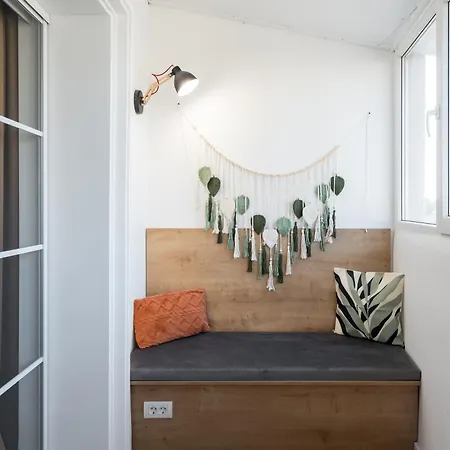 Apartment Sunset 2bdr *